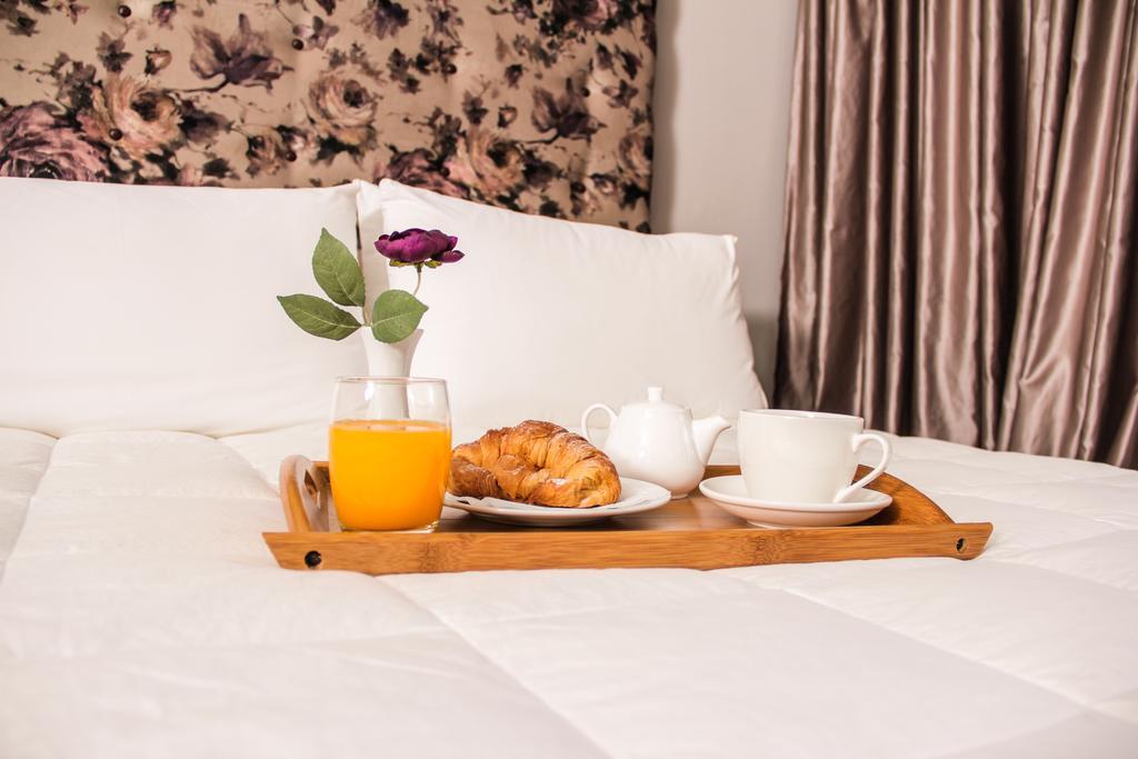 Vivar Hotel Tirana Zewnętrze zdjęcie